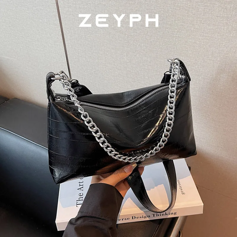 

Zeyph Simple Medium Women s Shoulder Bag Four Seasons Crossbody Bag Solid Colour Small Purse Chain Unique Design