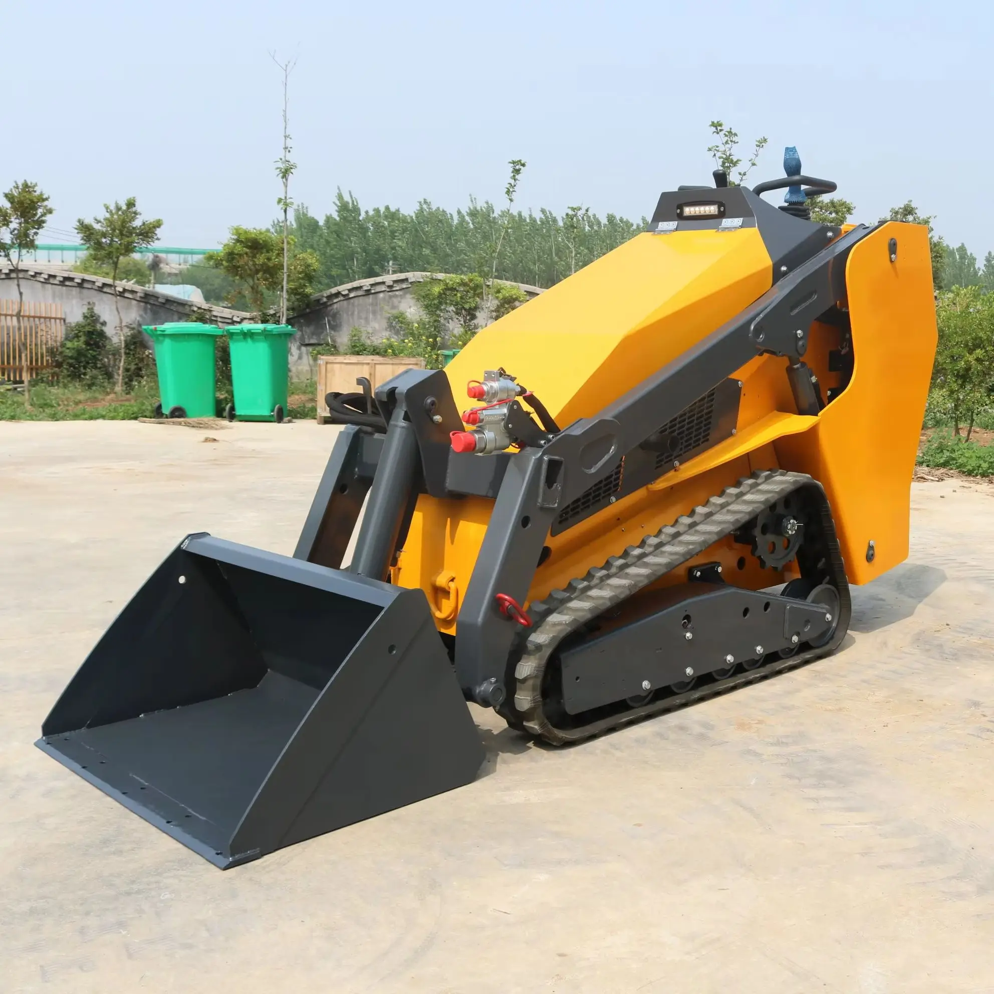 

Custom Mini Skid Loader Euro 5 CE Powerful Compact Loader for Field Farm and Construction Jobs