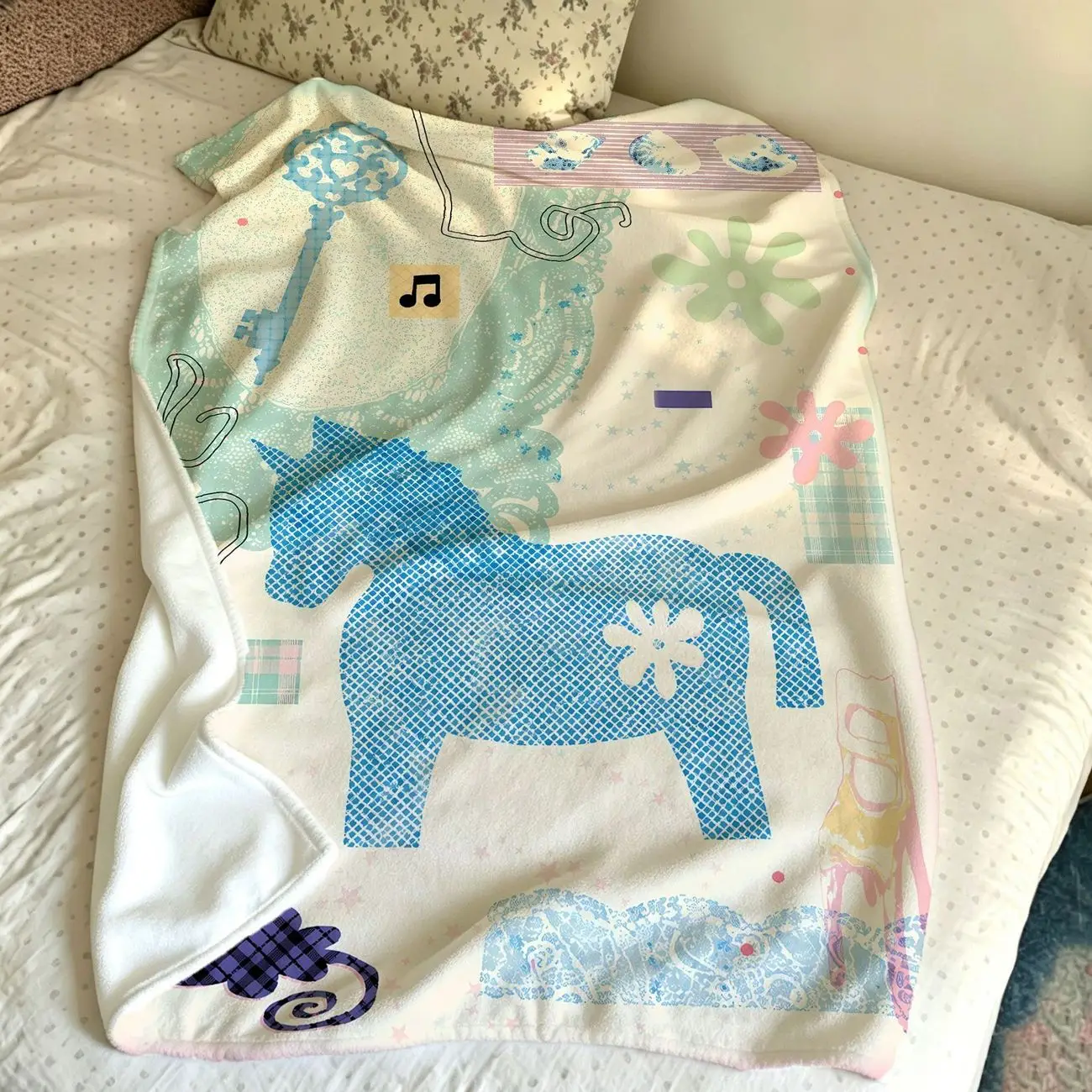 Creamy Aesthetic Soft Throw Blanket Blue Pony Cute Collage Print Small Lap Blanket for Student Dorm Office Nap Sofa Home Decorat