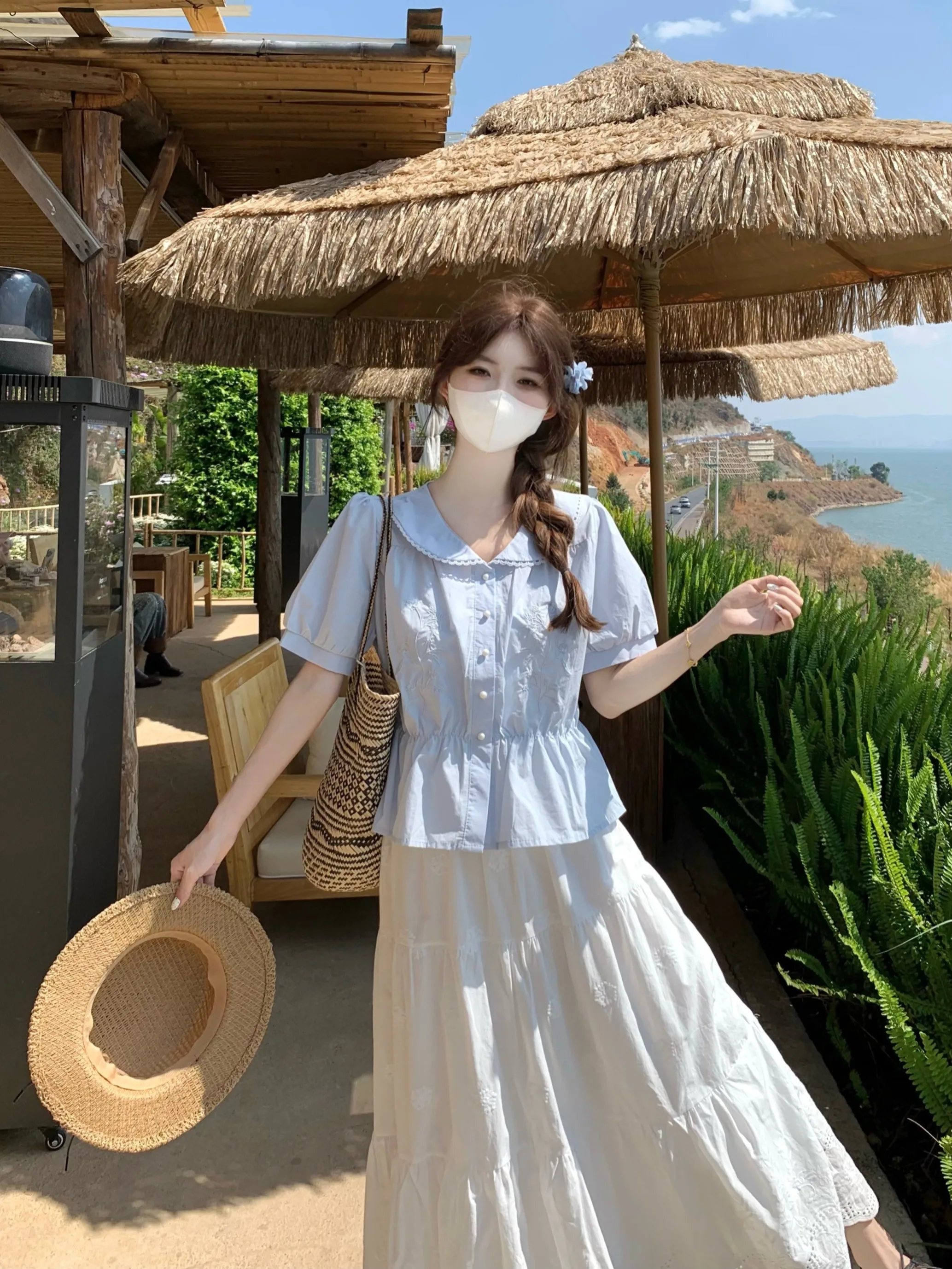 

Blue Embroidered Lace Patchwork Bubble Sleeve Ice Silk Cotton Linen Doll Collar Short Sleeve Shirt Women Summer Loose Fit Blouse