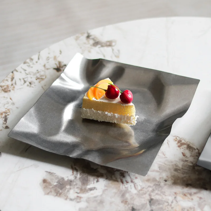 

Retro Stainless Steel Fruit Tray Irregular Fruits Trays Luxury Decorative Fruit Plate Aesthetic Fruits Plates Table Decoration