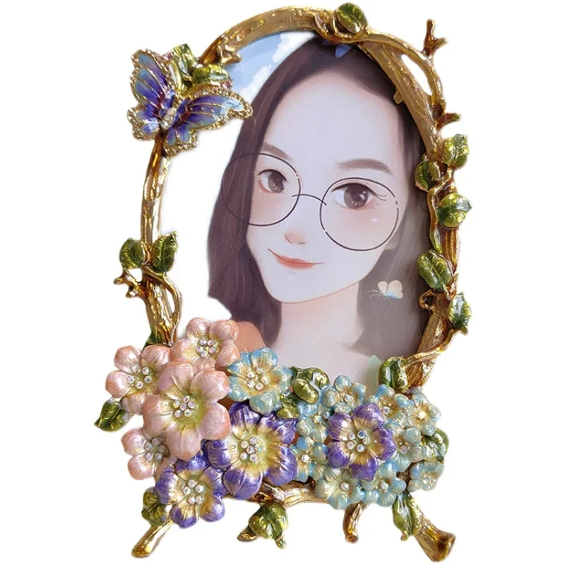 cornice-per-foto-ovale-da-sei-pollici-colore-smalto-tavolo-di-lusso-leggero-squisita-cornice-per-bambini-ornamento-foto-carina-europea-da-6-pollici