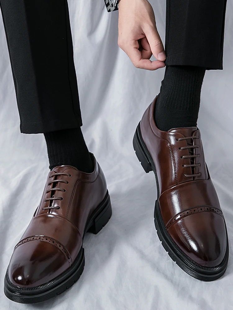 Men's Dress Shoes High Quality Brogues Shoes Man Classic Formal Oxford Leather Shoes Men Casual Business Leather Shoes Male