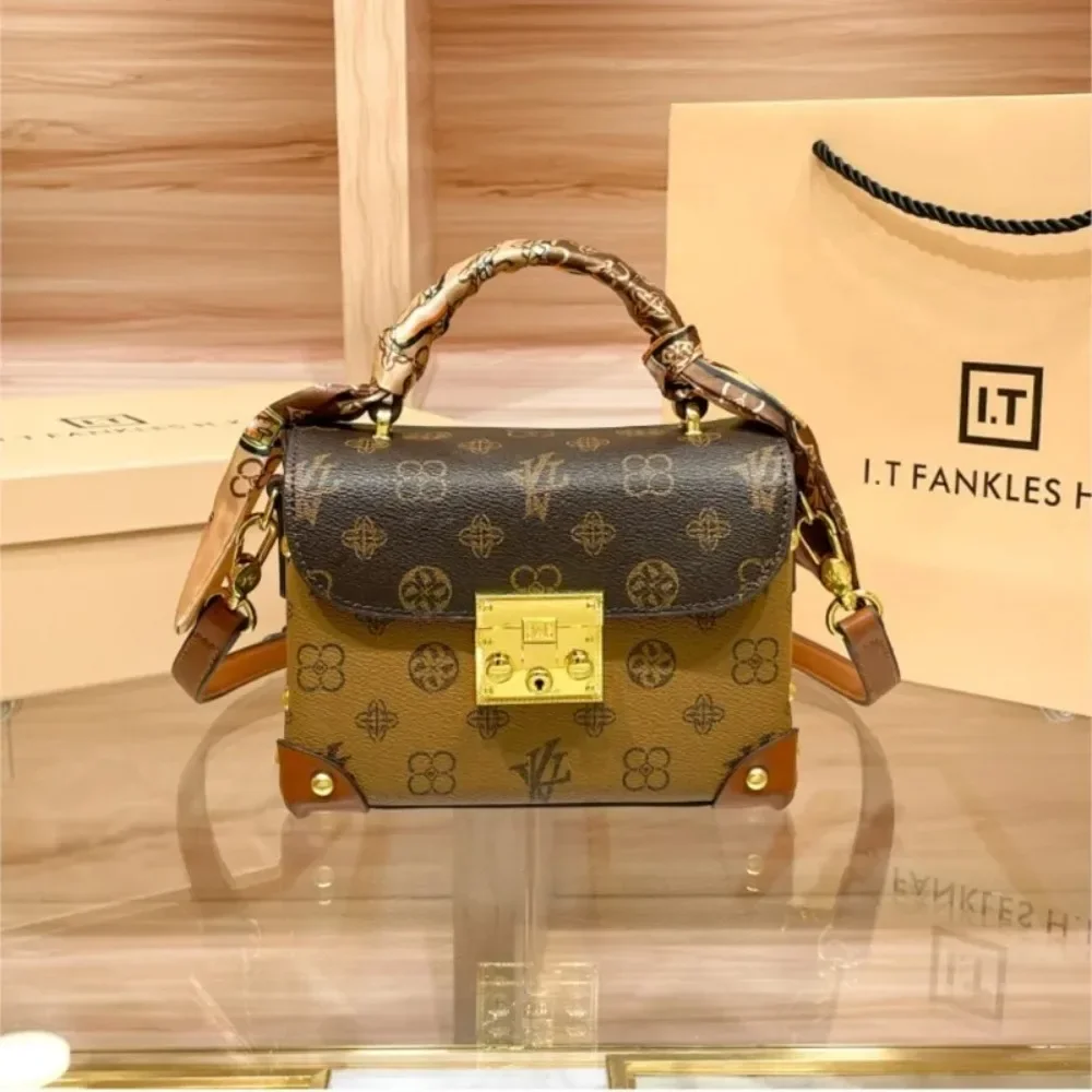 

wholesale price 2025 New Women's Handbag Retro Commuting Designer Shoulder Crossbody Bag Trendy High-End