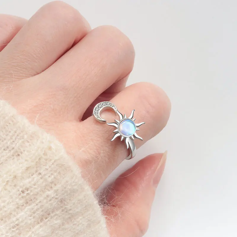 Sun And Moon Adjustable Diamond Spinning Fidget Ring Anti-Stress Anxiety Relief Open Engagement Ring for Women Accessories