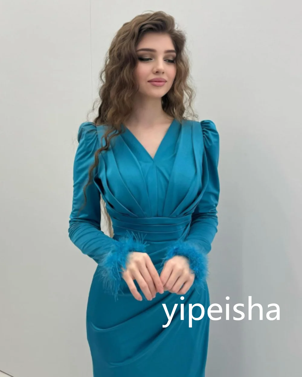 Customized Mermaid V-neck  Feathers Prom Gowns Sweep Train Draped Jersey Evening Dresses Long Sleeve Party Dresses