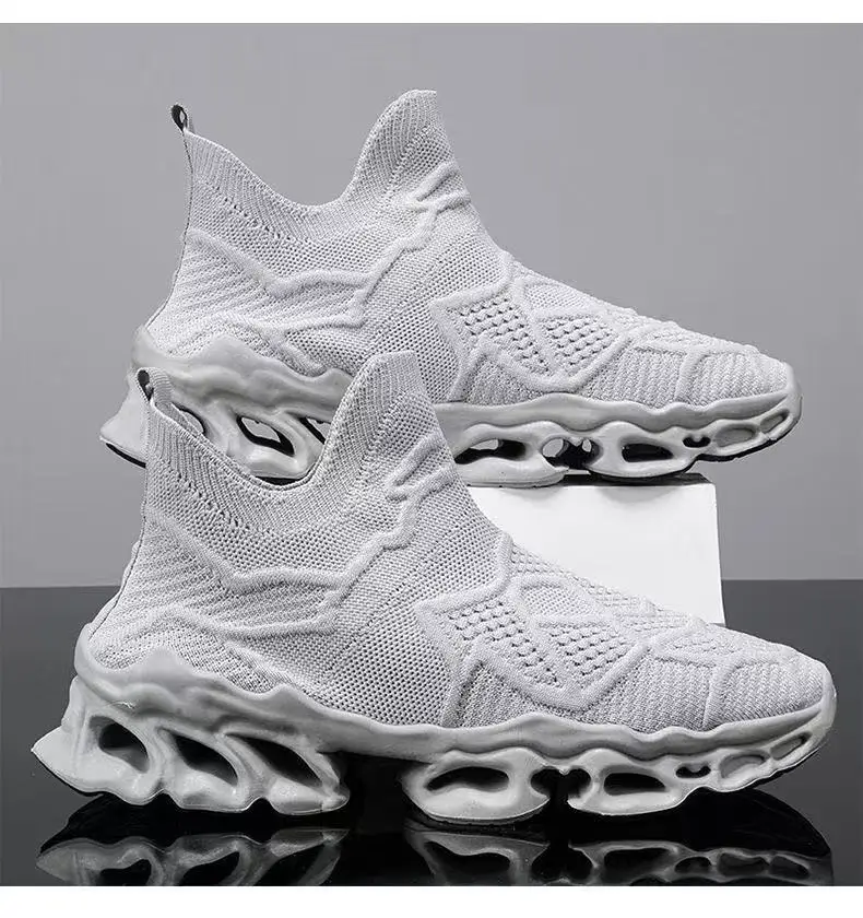 Men's breathable fly woven mesh blade sole for summer, trendy and fashionable men's shoes for one step