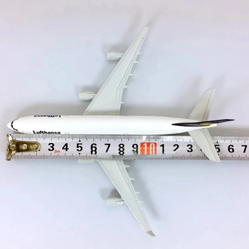 16CM 1:400 Scale Air German Lufthansa Airplane Airbus 340 A340 Model W Base Alloy Aircraft Plane Collectible Display Toy Model