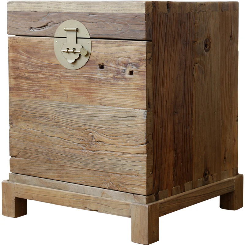 

Старый дверной панель, гостиная, диван, небольшой приставной столик, китайский официальный ящик, журнальный столик, телефон из массива дерева, прикроватная тумбочка