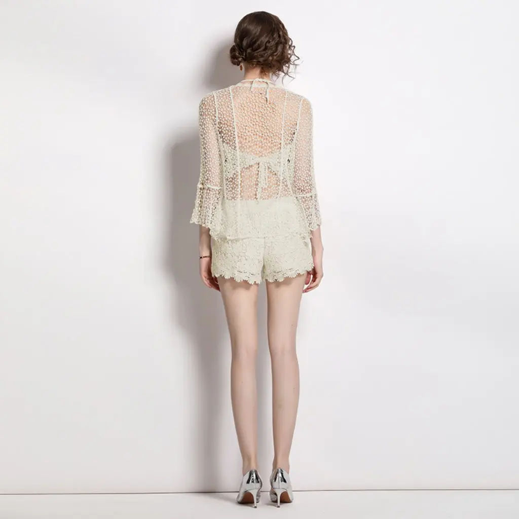 

Beach Holiday Style Women's Hollow Sunscreen Cardigan Hand Hook Tube Top High Waist Lace Shorts Set Fashion