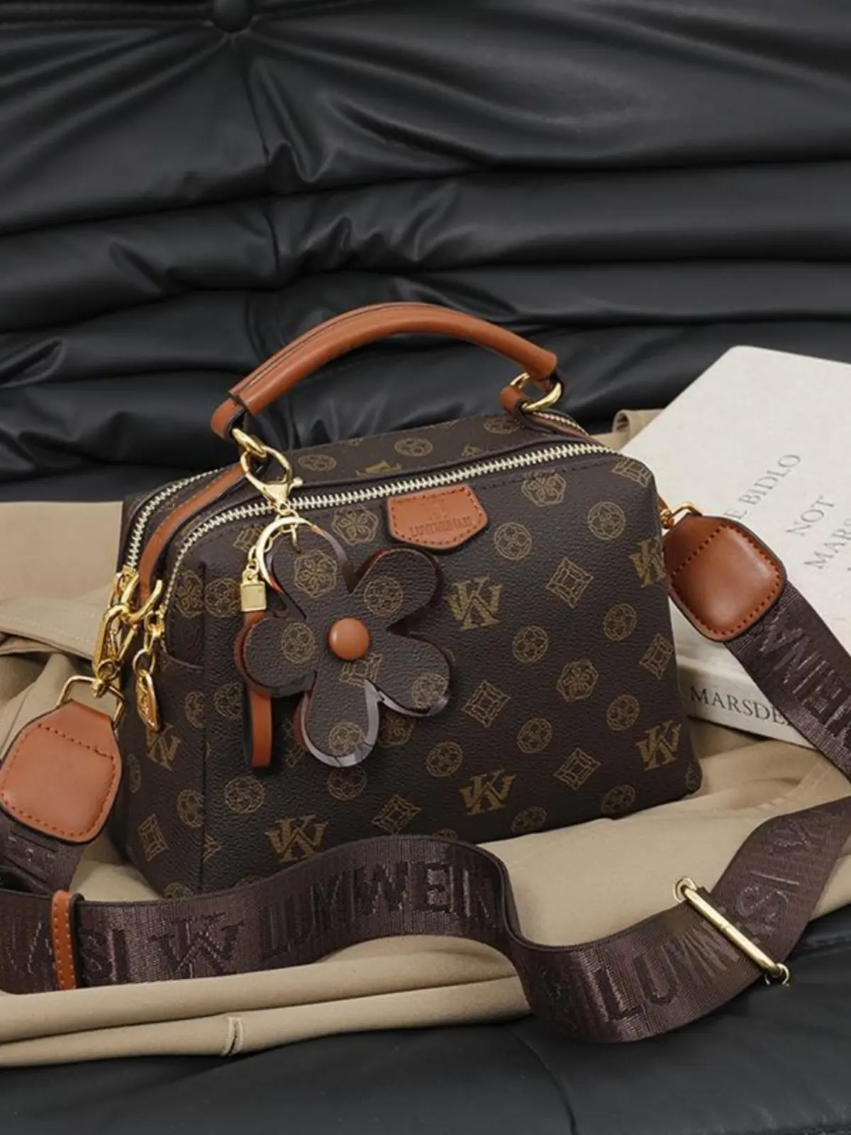 Bolsa Feminina CITEX LV de Couro Floral Vintage de Luxo, Casual e Versátil, de Ombro e Transversal, Formato de Almofada Macia...