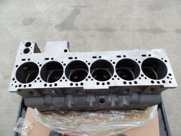 Twin Thermostat 6ct Engine Block 6cta8.3 Diesel Engine Parts 4947363