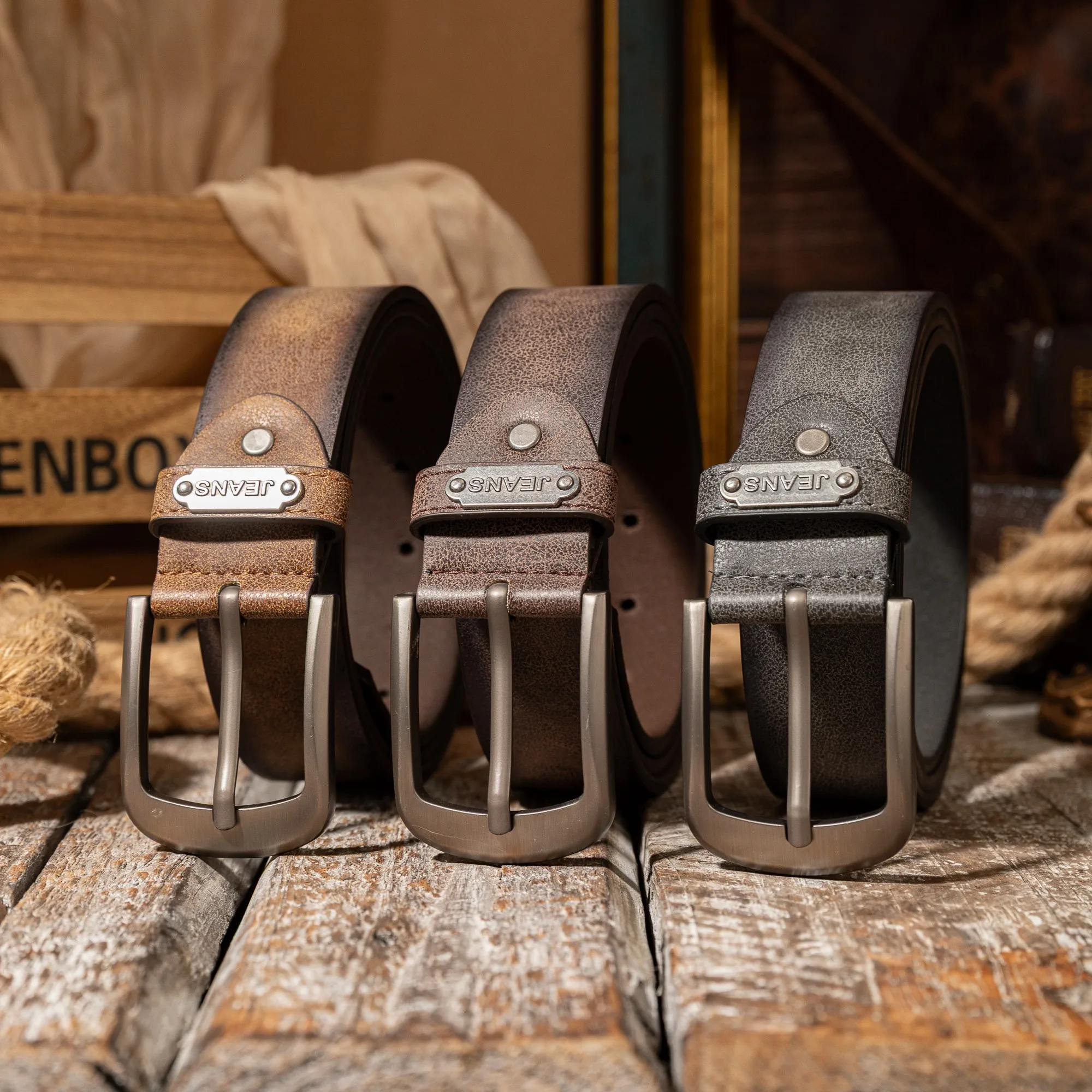 Arc-shaped smooth pin buckle letter ring, retro imitation aged matte PU leather, unisex belt