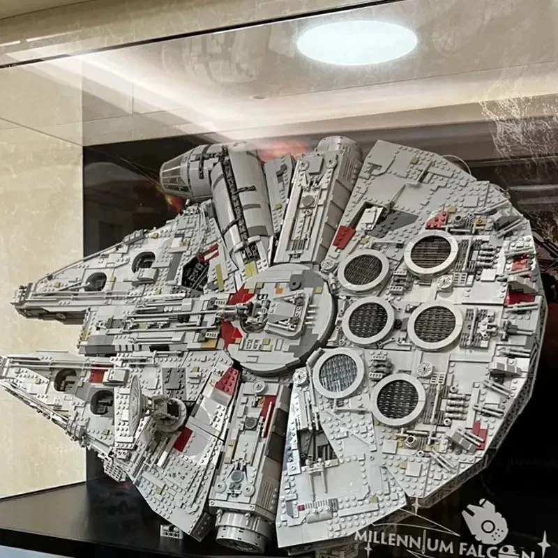 

Spaceship series 8445pcs giant space battleship model building blocks difficult adult assembly toys Christmas birthday gifts