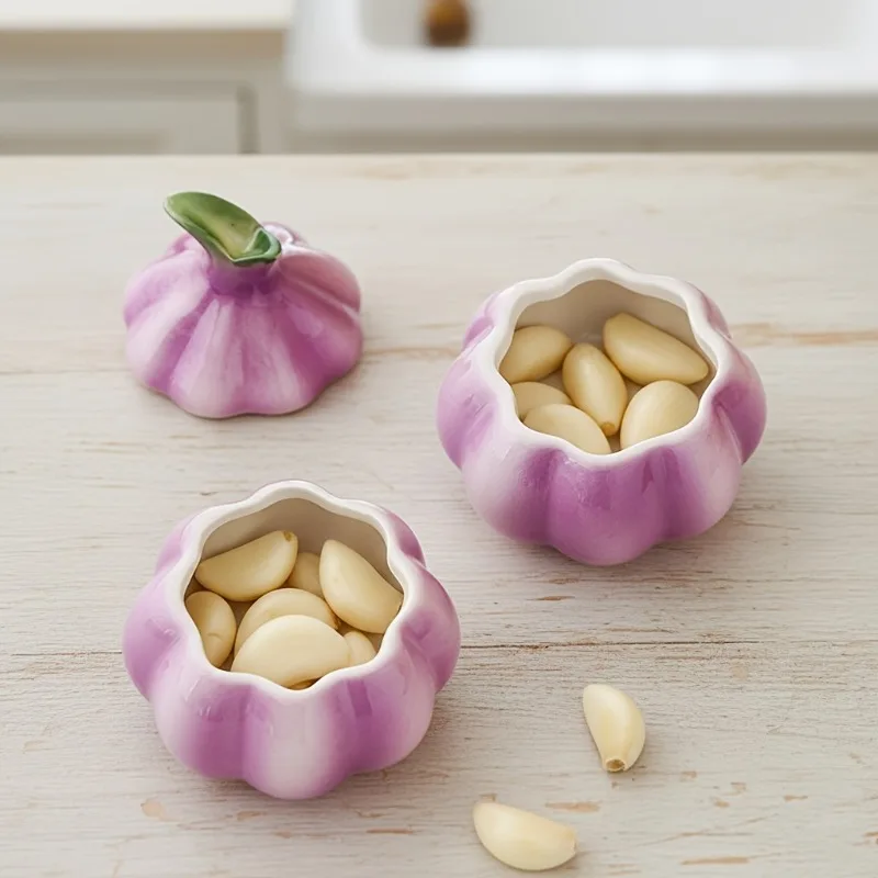 Creative Garlic Jar Ceramic Underglaze Ribbon Cover Storage Jar Seasoning Box Jewelry Storage Box Desktop Ornament Home Decor