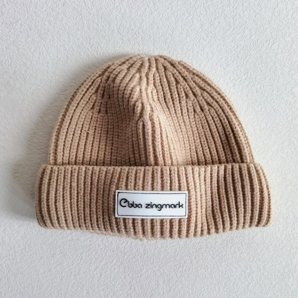 

Модная шапка-бини с буквенной этикеткой, однотонная теплая вязаная шапка для малышей, ветрозащитная зимняя шапка, осень-зима