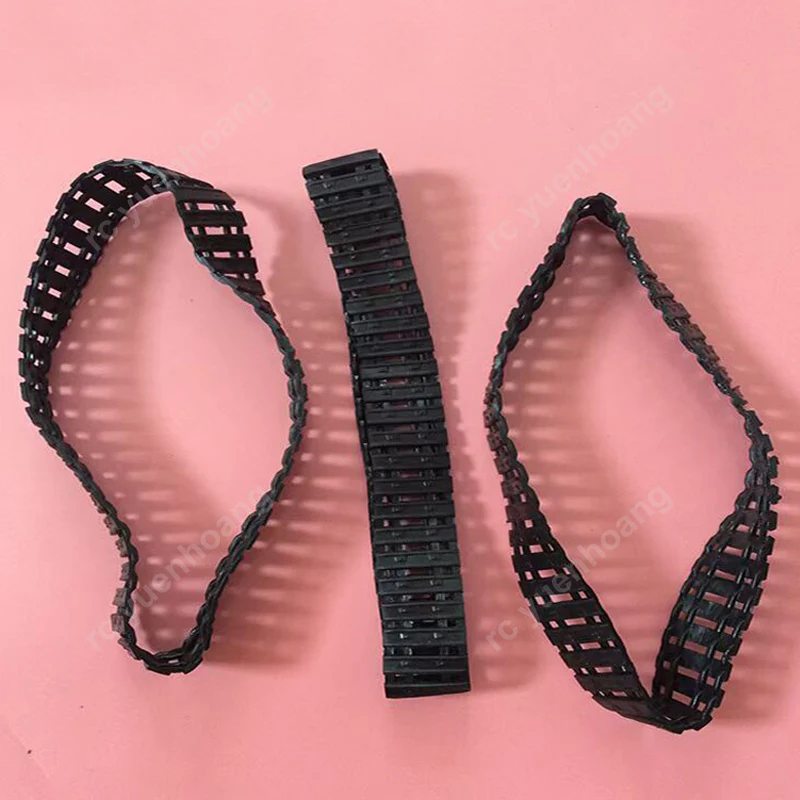 4PCS 2.2cm Width Tank Model Track Parts 21cm Length Replacement Treads DIY Handmade Parts for RC 4WD Vehicle/Robot Assembly