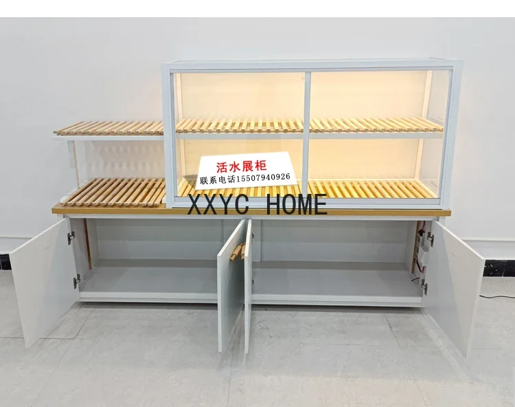 خزانة عرض الخبز المصنوعة من الخشب الصلب، باب منزلق مفتوح، خزانة جانبية محكمة الغلق، متجر الكيك، رف زجاجي ياباني