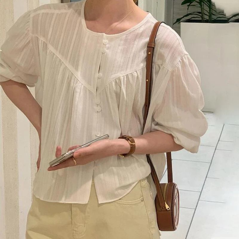 Lässige weiße Button-Up Long Sve irt Vintage Loose Fit Sli Layering Doll irt Trendy Round Ne Other Material 00%