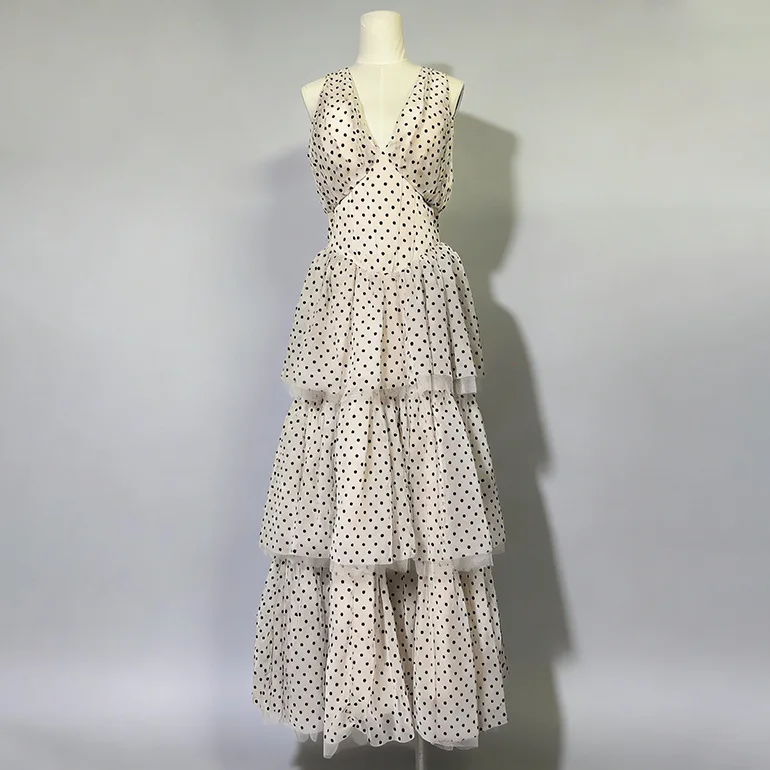2026 verão francês elegante retro halter com decote em v vestido de noite sem mangas cintura alta a linha em camadas malha dot vestido longo para mulher