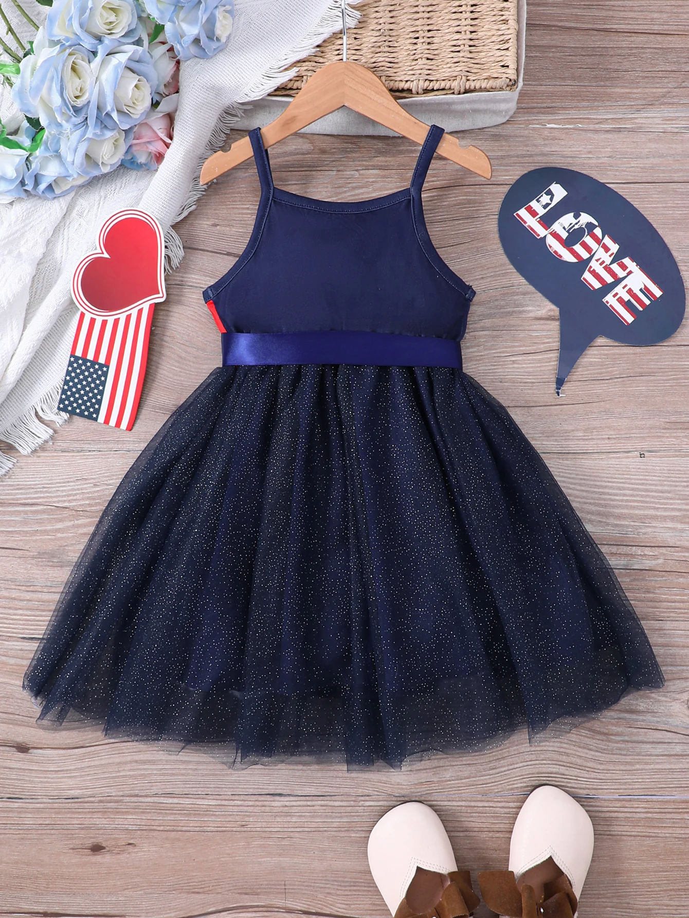 Girls' Spring and Summer Casual and Fashionable Knitted Suspender Mesh Dress