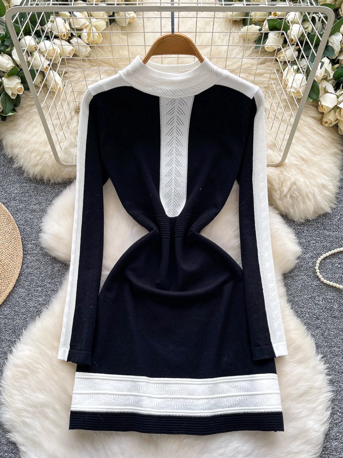 เสื้อไหมพรมถักสีสันสไตล์เรโทรสุดหรูสำหรับผู้หญิง ทรงเข้ารูป ช่วยกระชับสัดส่วน แขนยาว คอกลม เหมาะสำหรับใส่ทำงาน