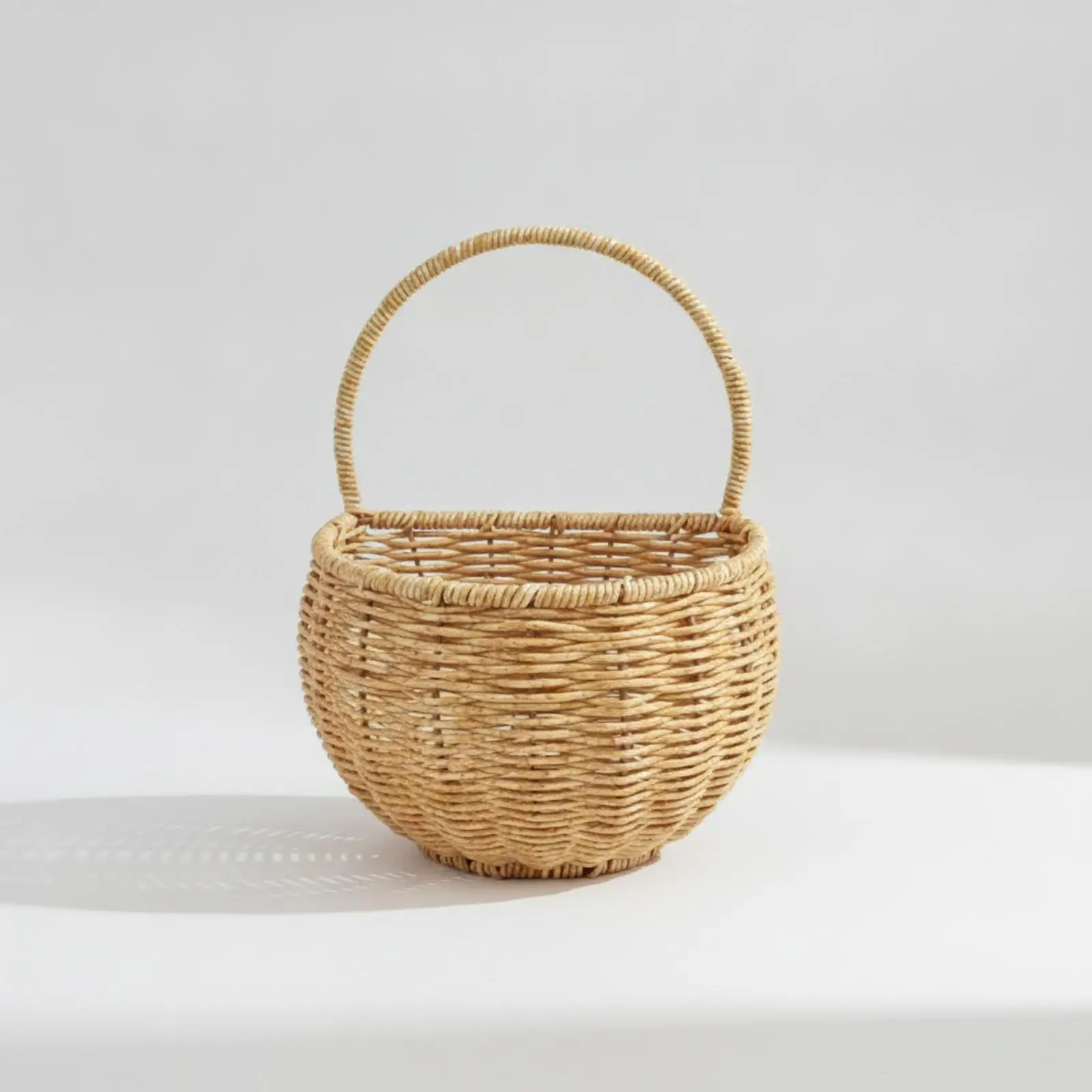 Woven Basket with Handle Versatile PP Storage Basket Rustic Decorative for Home Organizers, Kitchen, Pantry