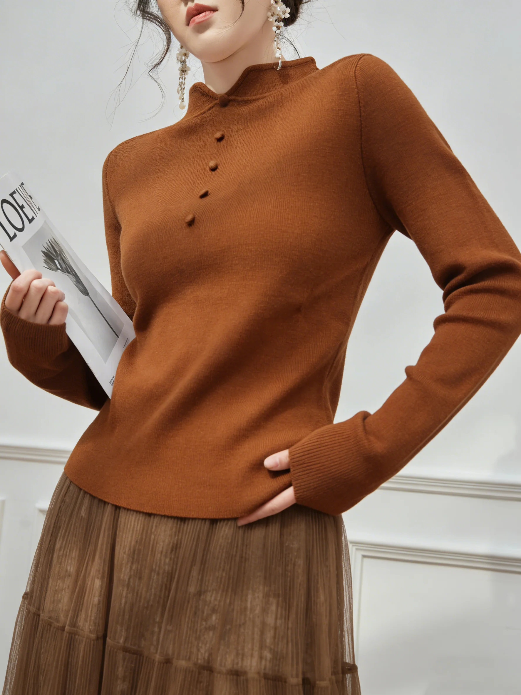 

Unique Beautiful Brown Knitted Sweater Women's Faion Trend 2026 Slim Fit Casual V-Ne Long Sve Knitted Top