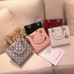 Lakierowane skórzane błyszczące mini torby dla kobiet 2024 Nowość w Daifei Diamond Grid Torba na ramię Crossbody z górnym uchwytem Moda Wszechstronny