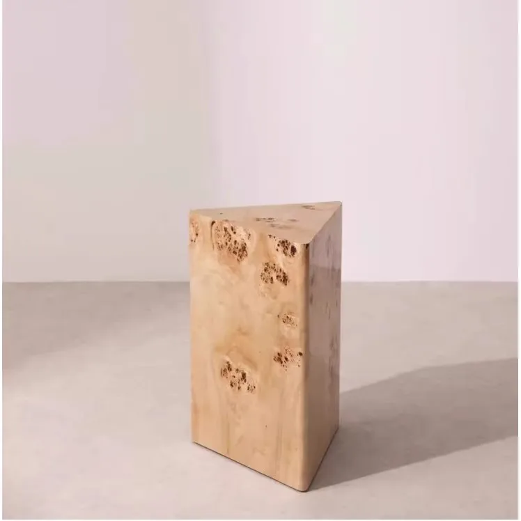 

Элегантный приставной столик из массива дерева с уникальным дизайном, треугольный, в форме древесного узла, для гостиной, придиванный, чайный столик