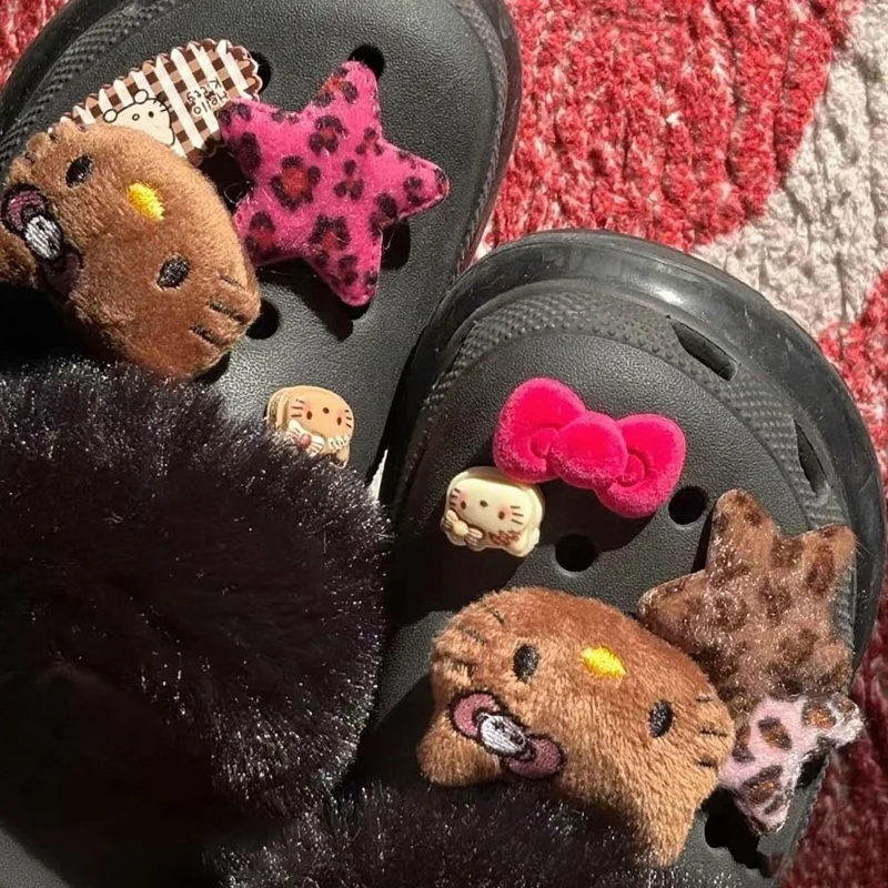 

Y2k Leopard Print Star Bow Hello Kitty Hole Shoes Accessories Decoration Kawaii Japanese Cute Hello Kitty Shoe Flower Set Gift