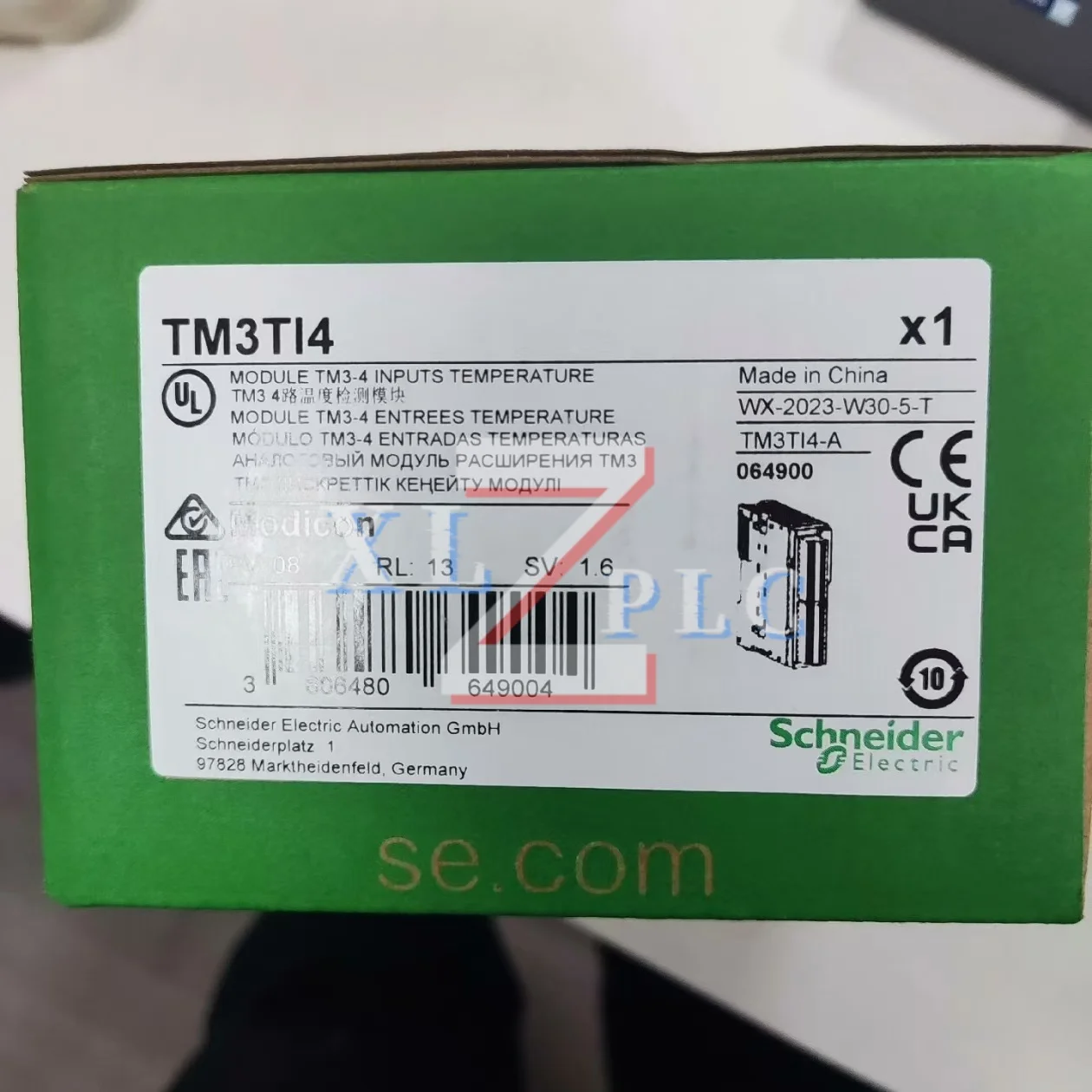 TM3TI4  Controller   new  in  box  TM221C24R