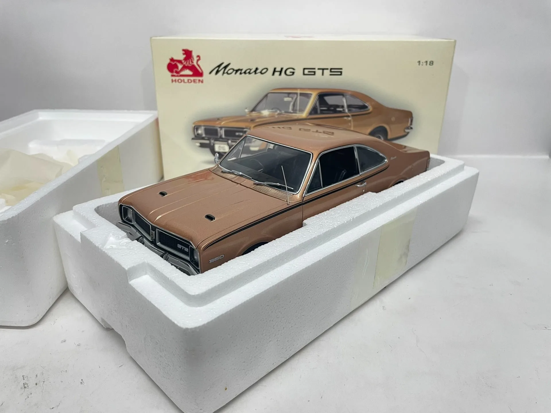 

Autoart 1:18 Monato HG GTS Brown Simulation Limited Edition, все открытые металлические статические модели автомобиля из сплава, игрушка в подарок