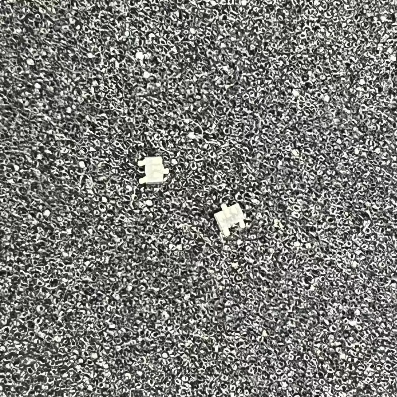 2SC4226-T1-A 2SC4226 маркировка/R24 Новый оригинал в наличии