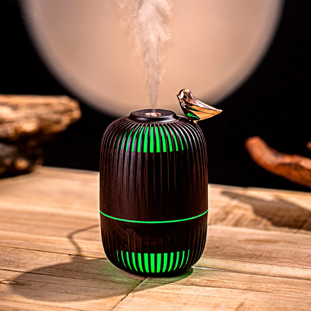 USB mini Dreambird humidifier with wood grain RGB colorful lighting and wispy air cage for car mounted dormitories and air-condi