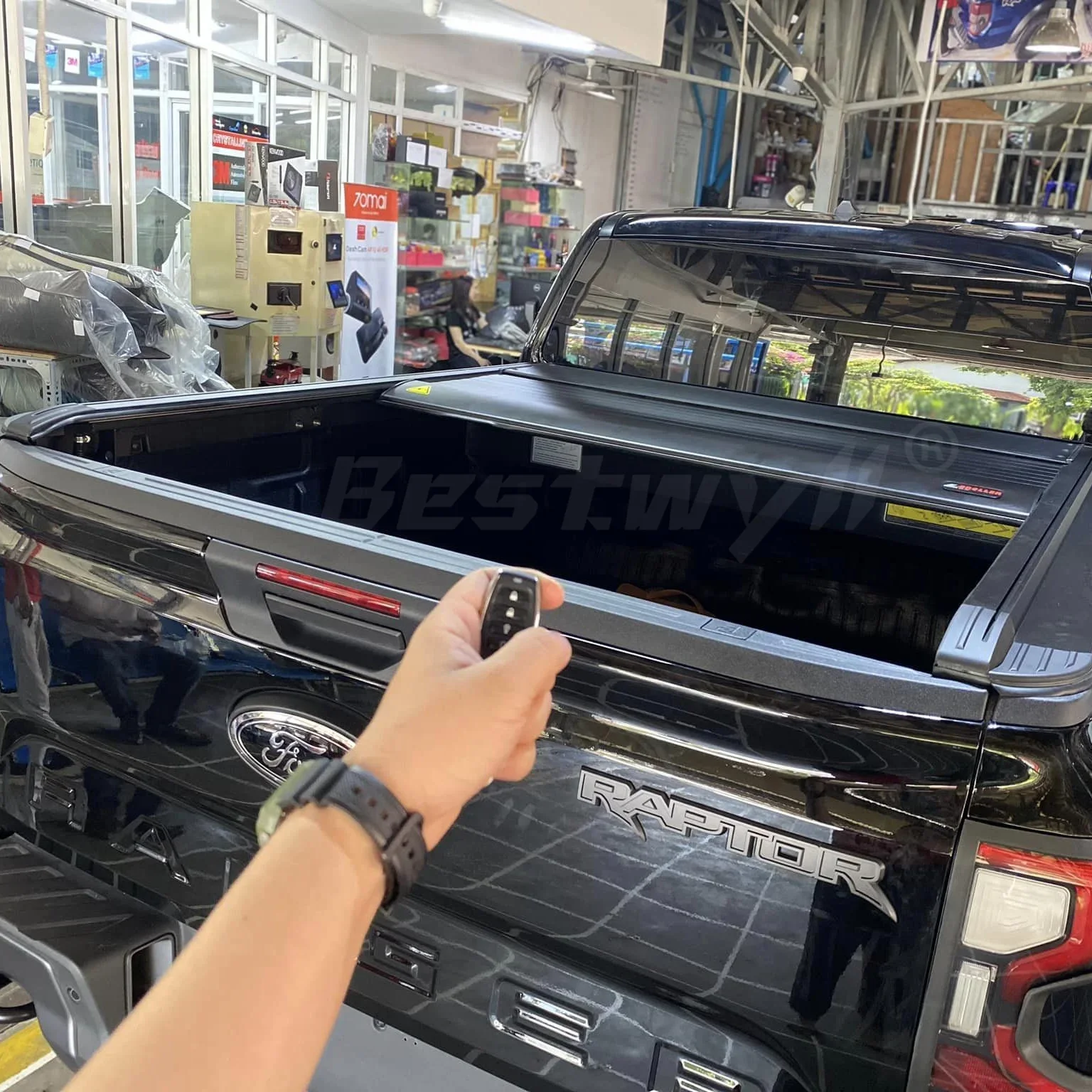 

OEM Factory 4X4 Automatic Pickup Black Roller Shutter Lid Truck Bed Electric Tonneau Cover For Ford Ranger Raptor E-K81