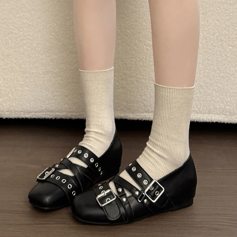 Women Lady Metallic Faux Leather Multi Buckle Eyelet Cross Strap Mary Jane Flats Casual Y2K Punk Walking Office Streetwear Shoes