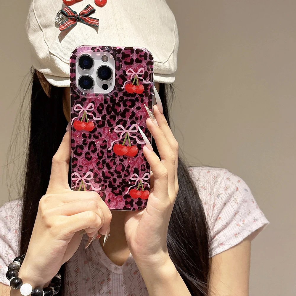 Casing Ponsel Motif Macan Tutul Mawar Merah dengan Glitter Ceri untuk IPhone 13 15 14 16 Pro Max, Pelindung Anti Benturan Modis Berkilau untuk Iphone 17 Pro