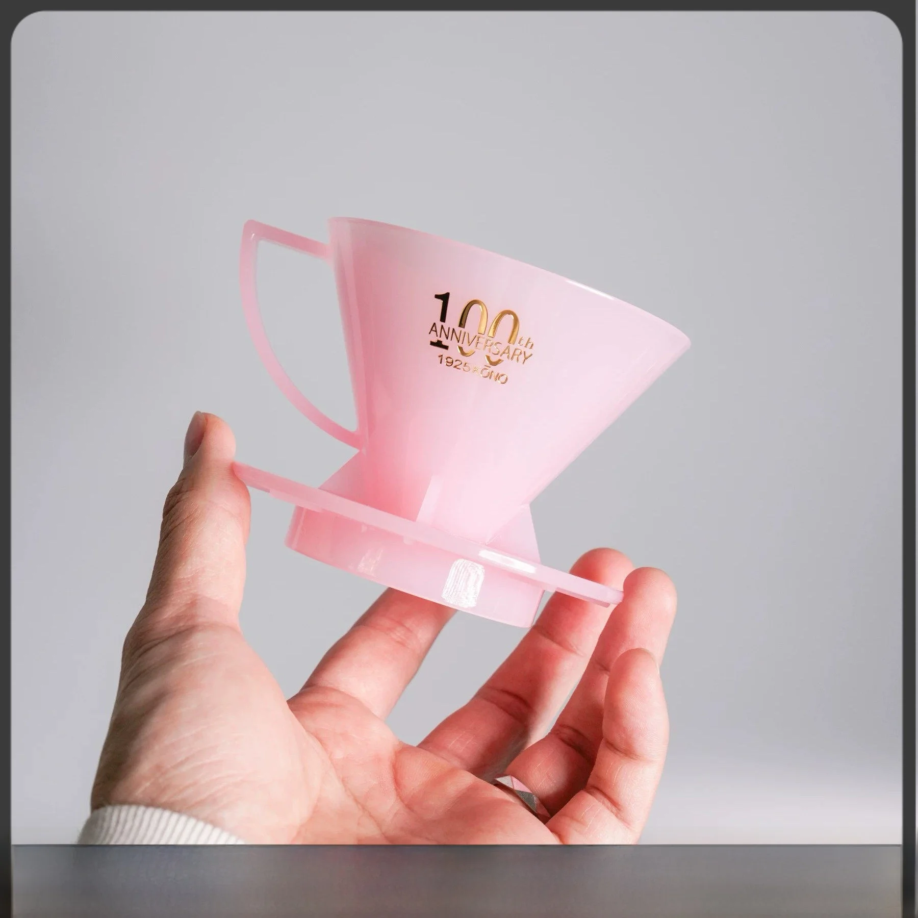 

Оригинальная чашка-фильтр для кофе Kono Resin, лимитированная серия к 100-летию, термостойкая, для домашнего использования, инструмент для приготовления кофе