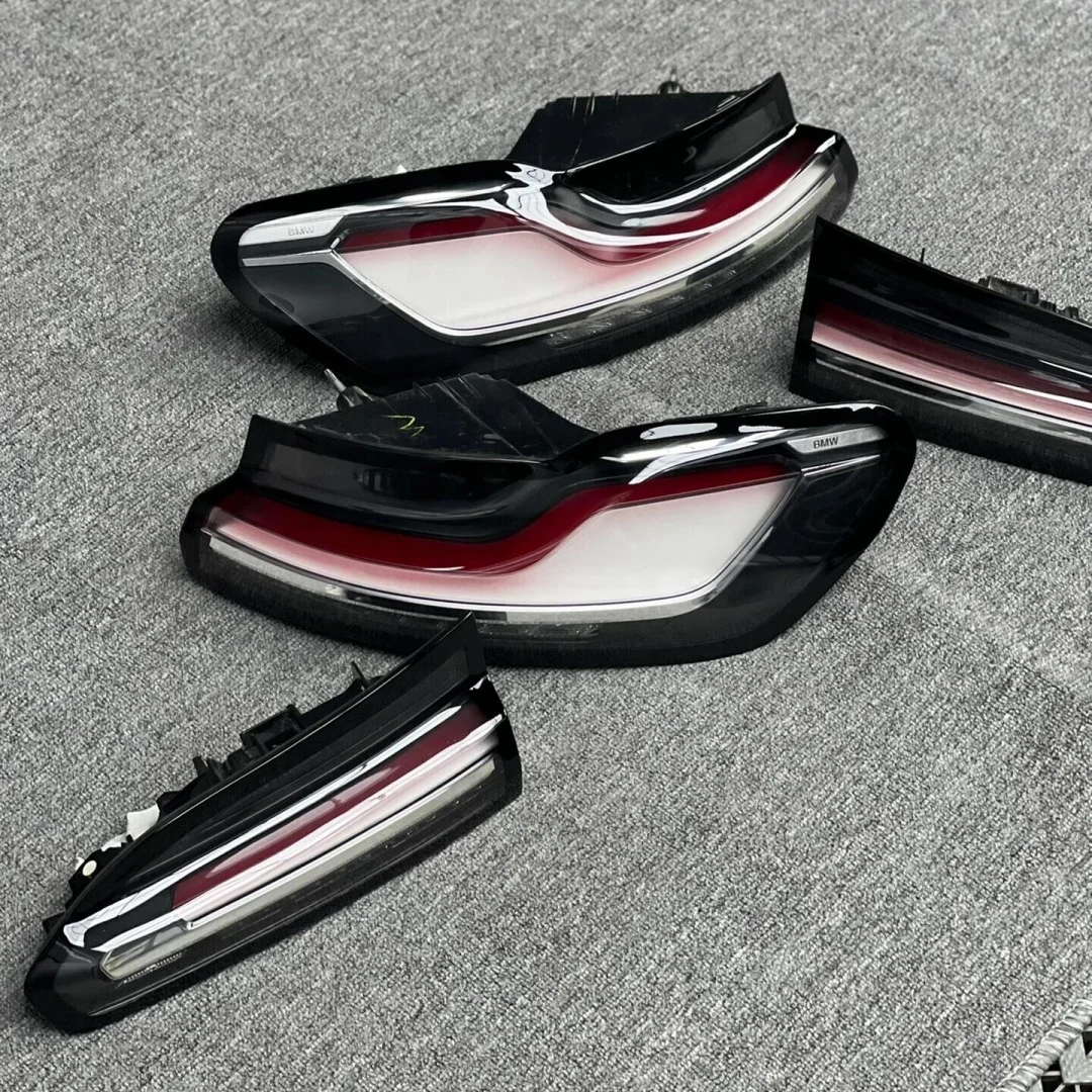 A Set Transparent Taillights For BMW X4M G02 LED Taillights Handmade Modify Venom Taillights