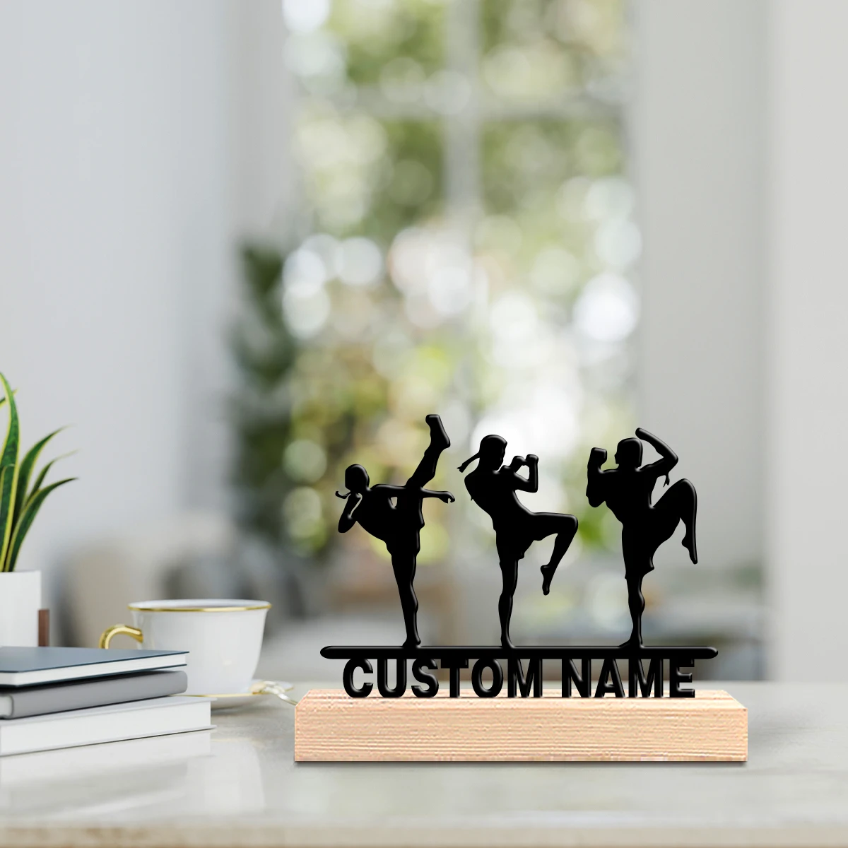 1-peca-escultura-de-lata-personalizada-de-mestre-de-artes-marciais-abstrato-com-letras-ornamento-de-ferro-com-base-de-madeira-artesanato-em-madeira