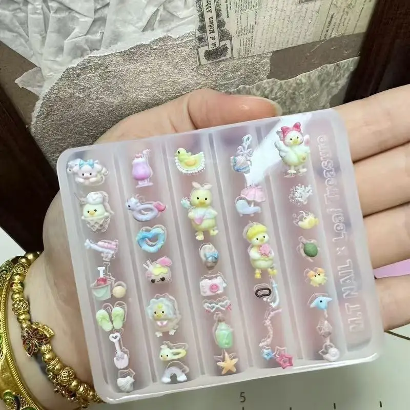 

Cartoon Duck 3D Silicone Nail Mold DIY Bow Design Transparent Nail Template Manicure Design Tool Nail Art Decorations