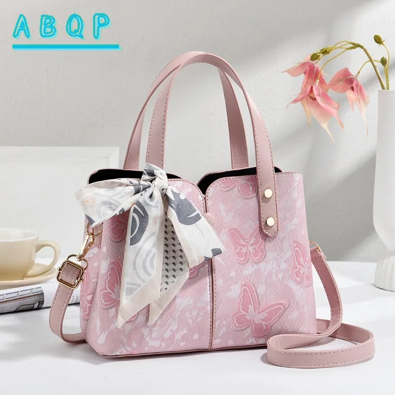 New Women's Handbag Luxury Brand Cartoon Fashion Women's Shoulder Crossbody Bag Large Capacity Personalized Casual Women's Bag