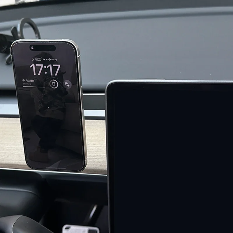 Magnetic Car Phone Holder For Tesla Model 3/Y/S/X/HIGHLAND 2024 Cybertruck 360 Degree Rotation Car Mount For iPhone 16 15 14 Pro