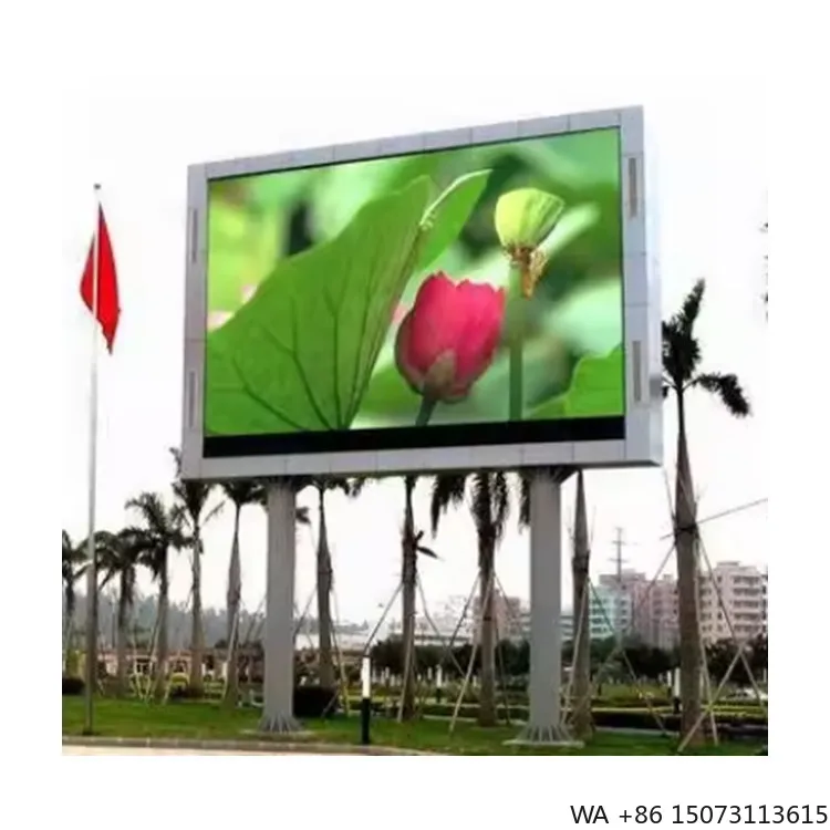 شاشة LED ثابتة P2.5 خارجية - لوحة دوارة مقاس 960 × 960 مم للمطارات والمراكز ومواقف السيارات