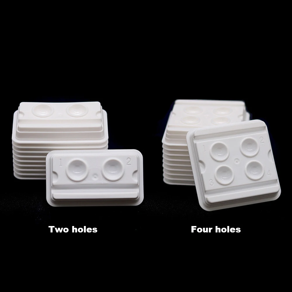 200pcs Dental Mixing Well For Adhesive Activators Opaquers Trays 2/4 Holes Disposable Mixing Wells Dish Plate Dentistry Material