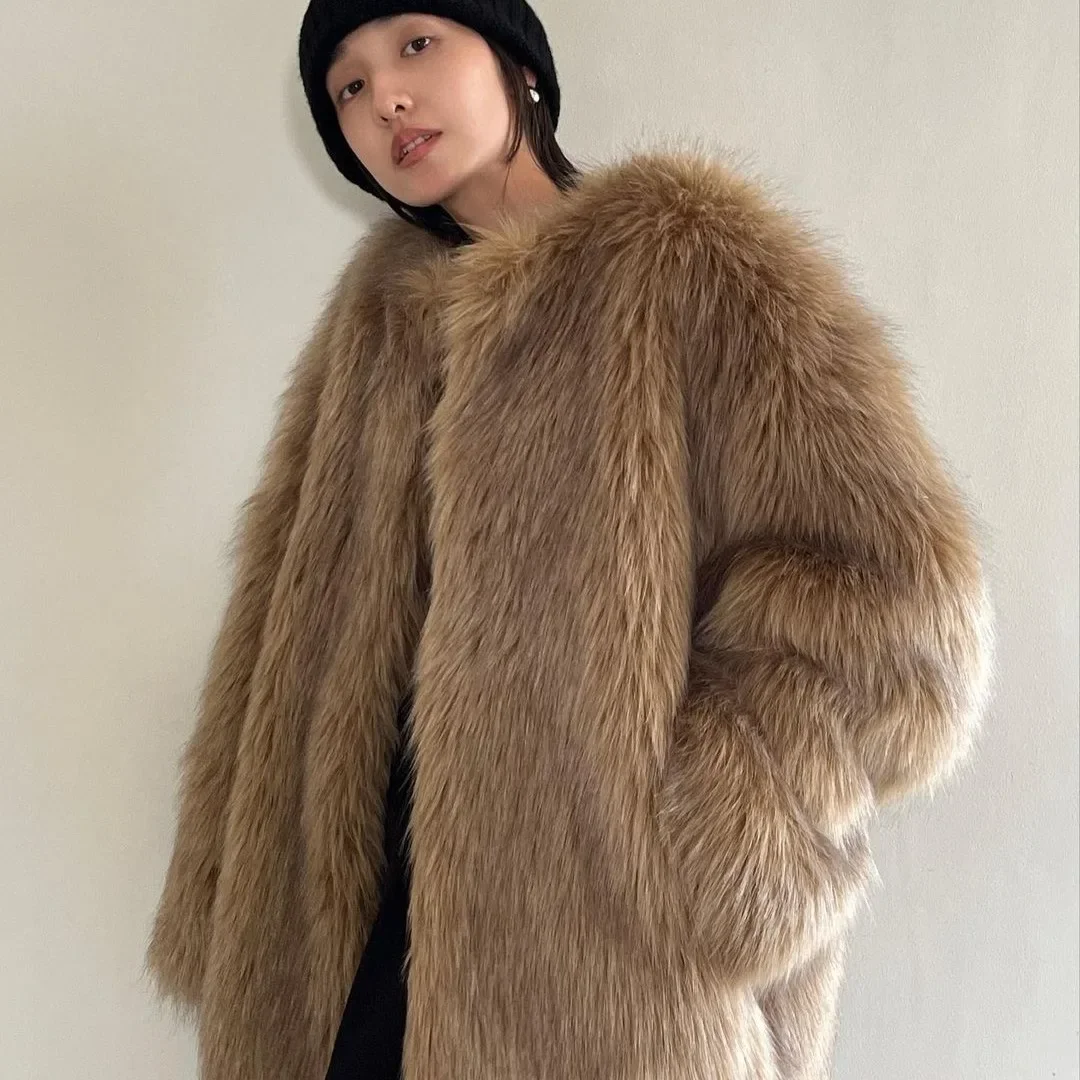 2025 Autumn/Winter New Women's Fake Fur Coat Loose Commuter Warm Coat