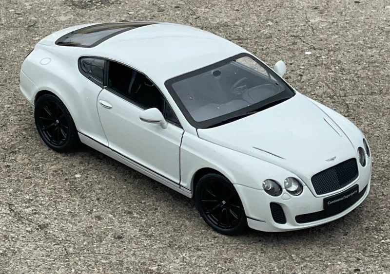 

1/24 Fine Edition New Arrival Special Price Diecast Metal British Luxury Continental GT Sports Car Model Collection Toys