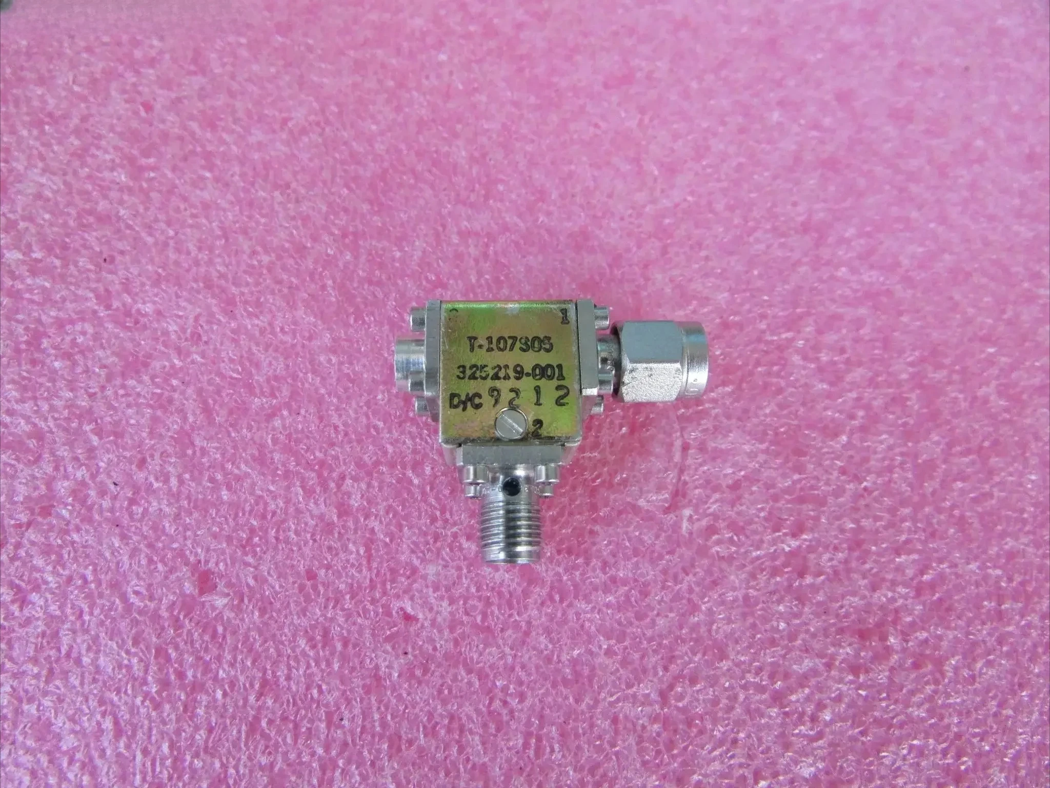 

Imported T-107305 6.6-10GHz SMA RF RF microwave coaxial isolator