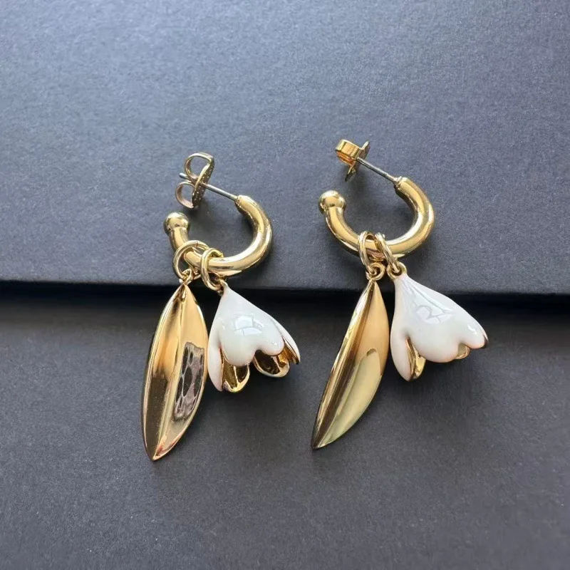 VKVVA Multicolor Pastoral Style Lily of The Valley Hoop Drop Stud Earrings, Gold Small C-Hoop for Women Daily Birthday Gift